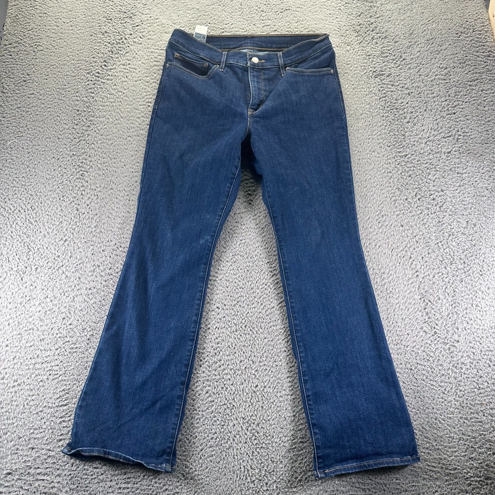 Levi's Jeans Womens 32x30 Blue Cotton Denim Bootcut Leg Workwear Faded Stretch